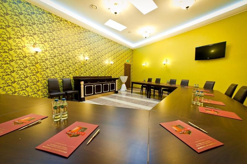 Olawian Hotel Oława Εξωτερικό φωτογραφία