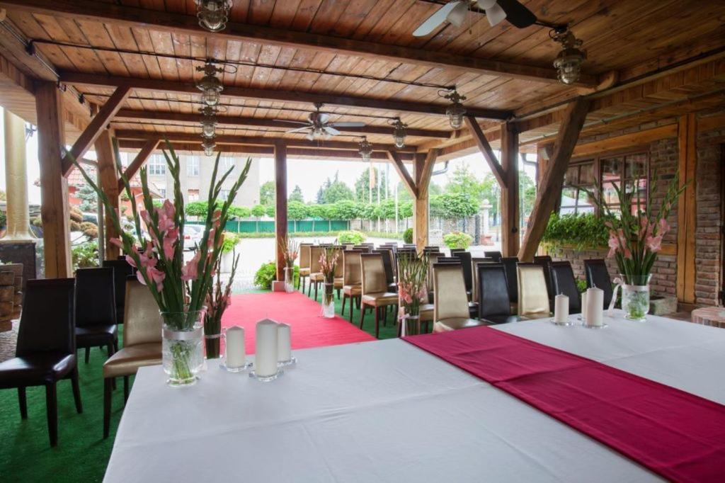 Olawian Hotel Oława Εξωτερικό φωτογραφία