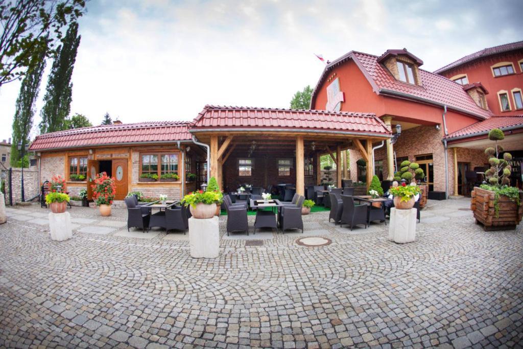 Olawian Hotel Oława Εξωτερικό φωτογραφία